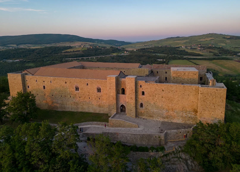Castello di Lagopesole, Italy